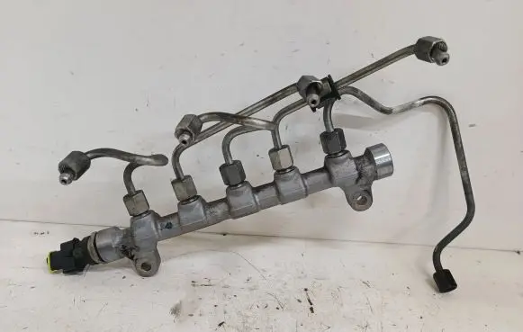 KIA Sportage Fuel main line pipe 0445214181 042857L4
