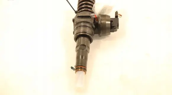 Skoda Octavia Mk2 (1Z) Fuel injector 0414720216