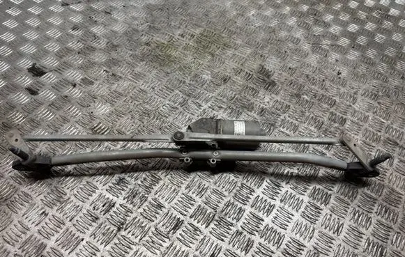 Mini Cooper Countryman R60 Front wiper linkage and motor 9804398