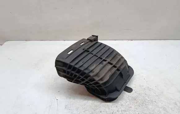 BMW 3 F30 F35 F31 Air intake duct part 7613156 13717613156