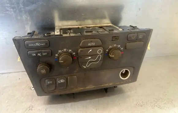Volvo V70 Climate control unit