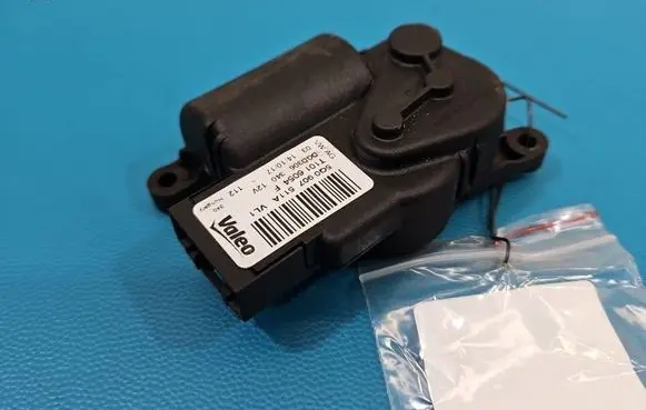 Volkswagen Golf Sportsvan A/C air flow flap actuator/motor 5Q0907511A IMPRK1606913