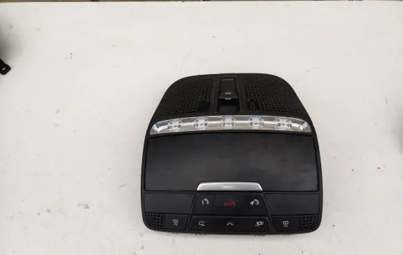 Mercedes-Benz C W205 Front seat light A0009008407 90640P18001K A0000018503