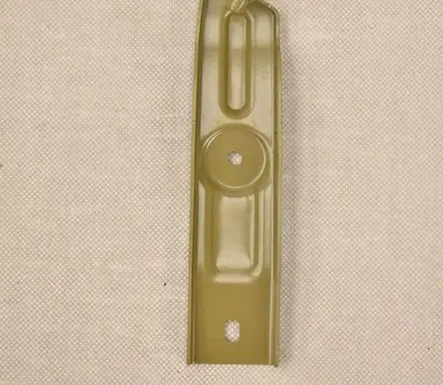 Tesla Model S Fender mounting bracket 6009029-S0-B