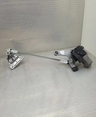 Peugeot 308 Wiper motor 1397226003