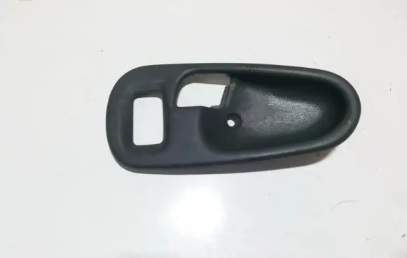 Mitsubishi Pajero Sport I Other interior part mb827396