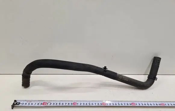 Nissan Leaf I (ZE0) Engine coolant pipe/hose
