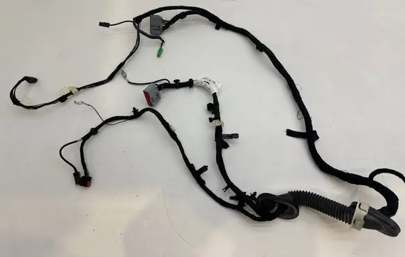 Jaguar E-Pace Tailgate/trunk wiring harness J9C314E194