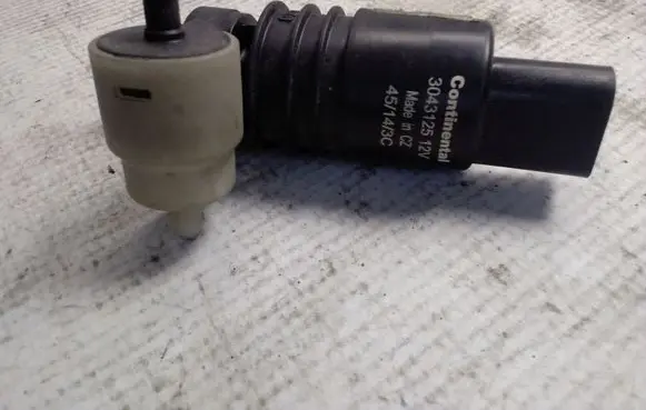 Citroen C-Crosser Windscreen/windshield washer pump 3043125 45143C