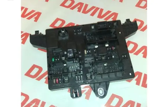Opel Astra H Fuse module 13343949 13343949RN 365927271