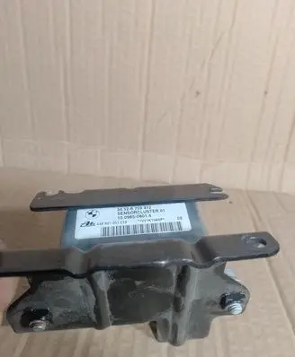 BMW 3 E46 ESP acceleration yaw rate sensor 6759412 34526759412 10098508014