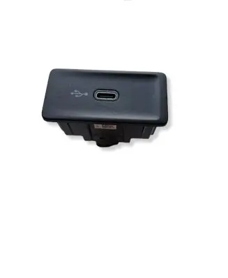 Volkswagen PASSAT B8 USB socket connector 5G5035726B