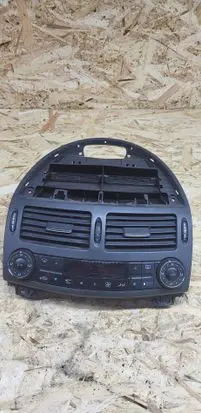 Mercedes-Benz E W211 Climate control unit 2118300685 00124603 2118300054