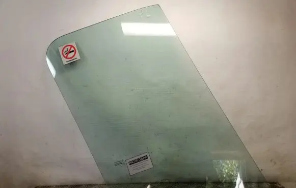 Opel Movano B Front door window/glass (coupe) 