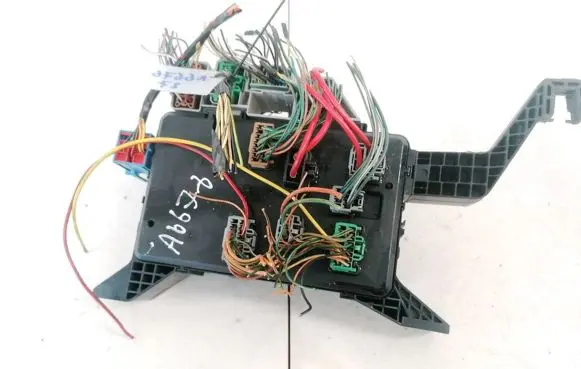 Ford Mondeo Mk III Fuse box set