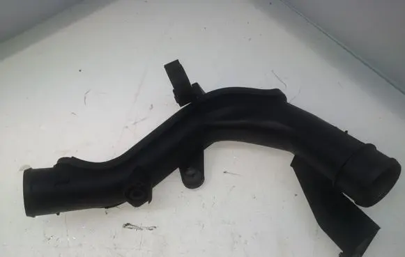 Volkswagen Golf VI Intercooler hose/pipe 5N0145770A