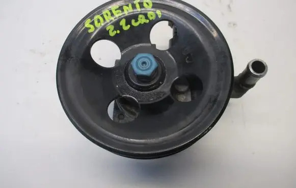 KIA Sorento Power steering pump