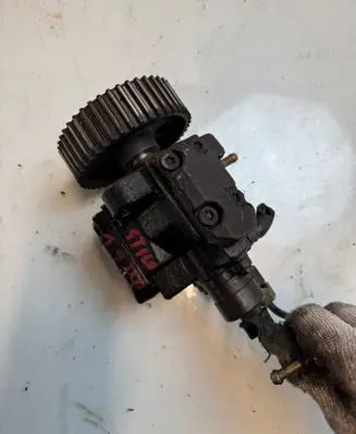 Fiat Stilo Fuel injection high pressure pump 0445010007