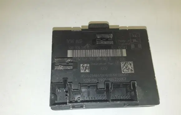 Audi A3 S3 8V Door control unit/module 5Q0959595E