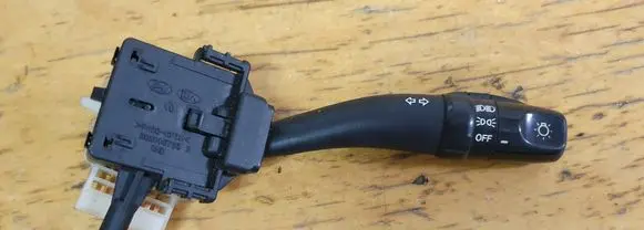 Hyundai Santa Fe Indicator stalk 2020058632