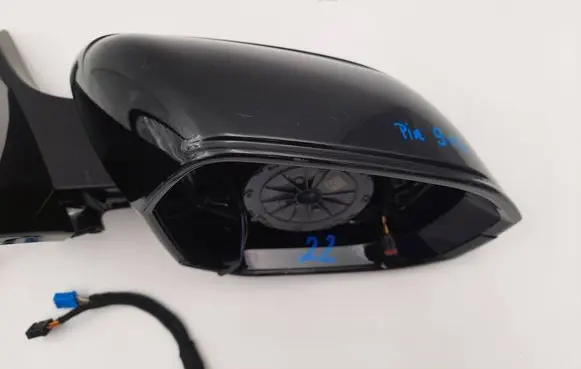 BMW 7 G70 Front door electric wing mirror