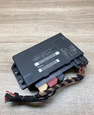 Audi A4 S4 B7 8E 8H Comfort/convenience module 8E0959433CH