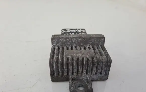 Renault Laguna II Glow plug pre-heat relay 7700115078