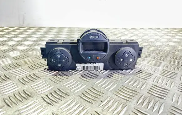 Renault Megane II Climate control unit 69340021 8200344840 0309852