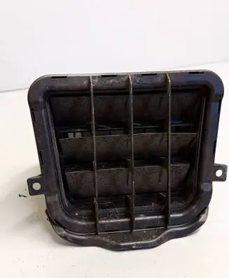 Audi Q5 SQ5 Quarter panel pressure vent 8K0819161B