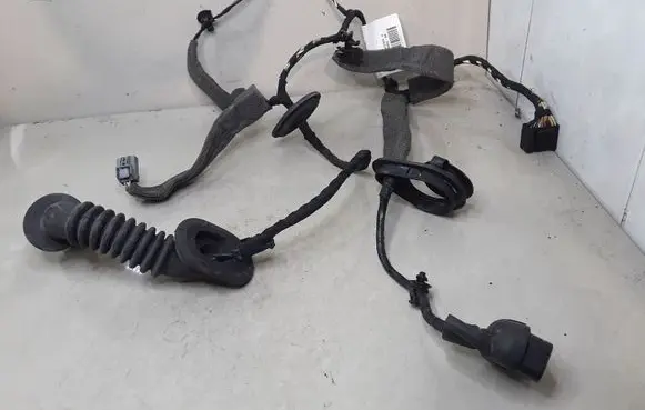 Volvo V50 Rear door wiring loom 30737659