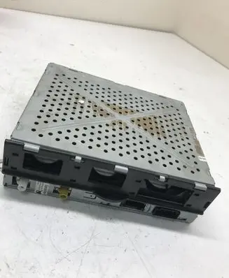 Audi A8 S8 D3 4E Radio/CD/DVD/GPS head unit 4E0035541