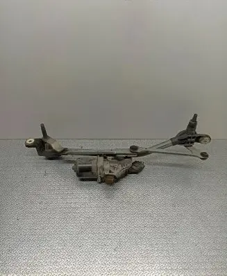 Renault Megane III Front wiper linkage and motor W000007226