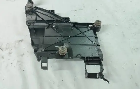 Porsche 911 996 Headlight/headlamp mounting bracket 152155 996631073