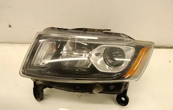 Jeep Grand Cherokee Headlight/headlamp T984588 68236109AC