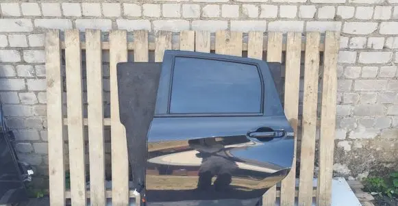 Rear door