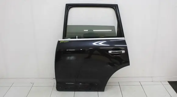 Porsche Cayenne (9PA) Rear door