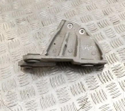 Maserati Levante Engine mounting bracket 670034567