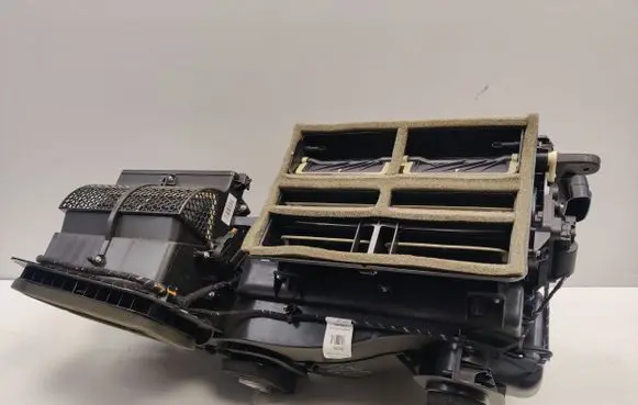 Chrysler Pacifica Interior heater climate box assembly 68216209AJ 68226020AJ 16478544