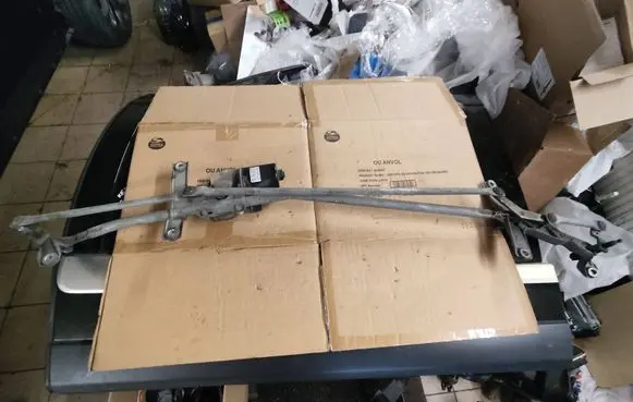 Mercedes-Benz Vito Viano W639 Front wiper linkage and motor A6398200140 405148 4171F