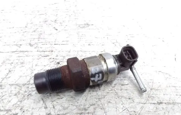 Toyota Avensis T250 Fuel pressure regulator GG003485
