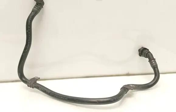Volvo V40 Breather/breather pipe/hose 31338885