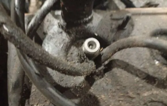 Audi A6 S6 C5 4B Fuel injector