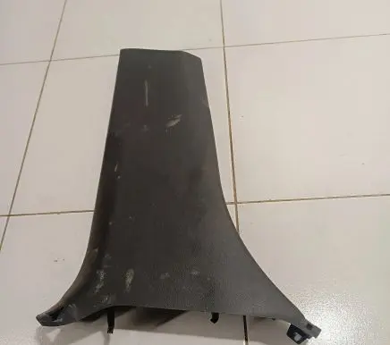 Mercedes-Benz ML W166 (B) pillar trim (bottom) A1666900025 18567321 WPT50888