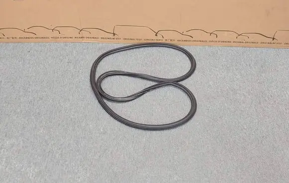 Audi A3 S3 8V Front door rubber seal 8V5831721