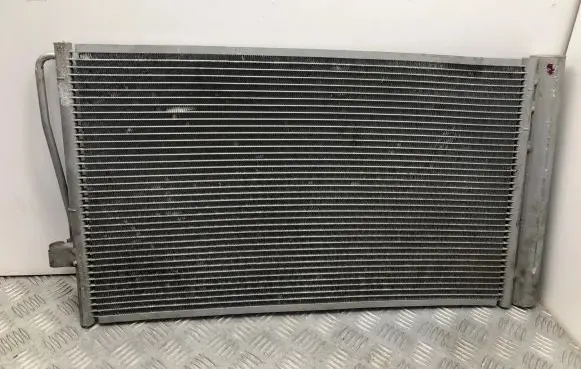 BMW 5 E60 E61 Coolant radiator 0027174 94747