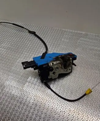 Peugeot 207 CC Front door lock 24095816 24099816 34037816