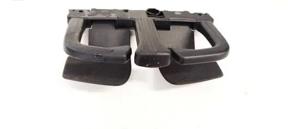 Volkswagen PASSAT B6 Cup holder 