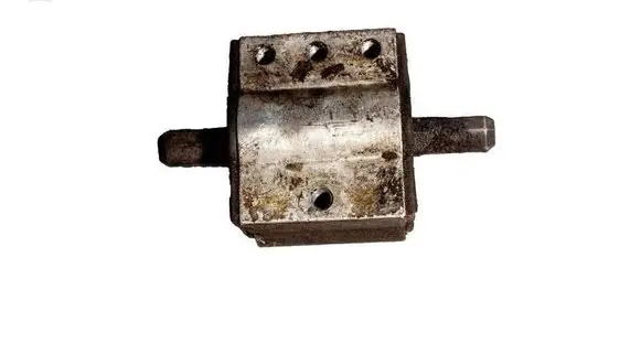Mercedes-Benz E W211 Gearbox mount A212240