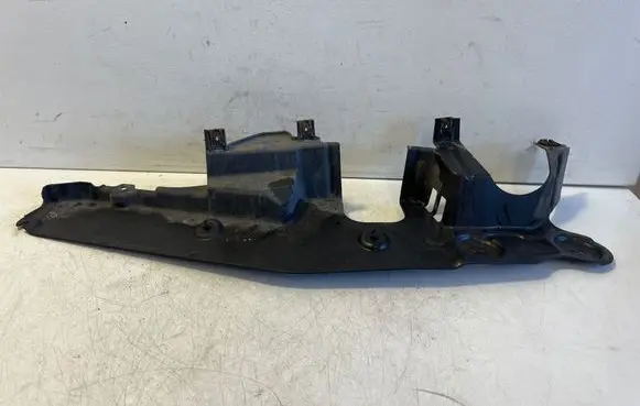 BMW X6 F16 Front underbody cover/under tray 7325399