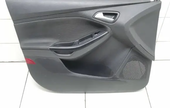 Ford Focus Front door card panel trim Bm51a23943 Bm51a23943a